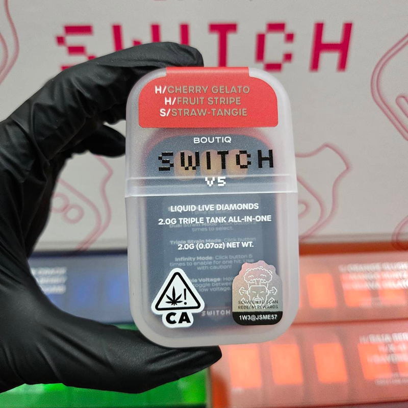 Boutique Switch V5 - Cherry Gelato (H) - Fruit Stripe (H) - Straw Tangie (S) - 2G Disposable   